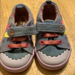 Baby shoes
